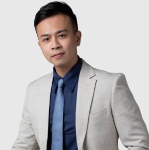 Yung Zhou